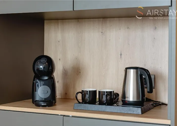 Zed Smart Property Airport By Airstay